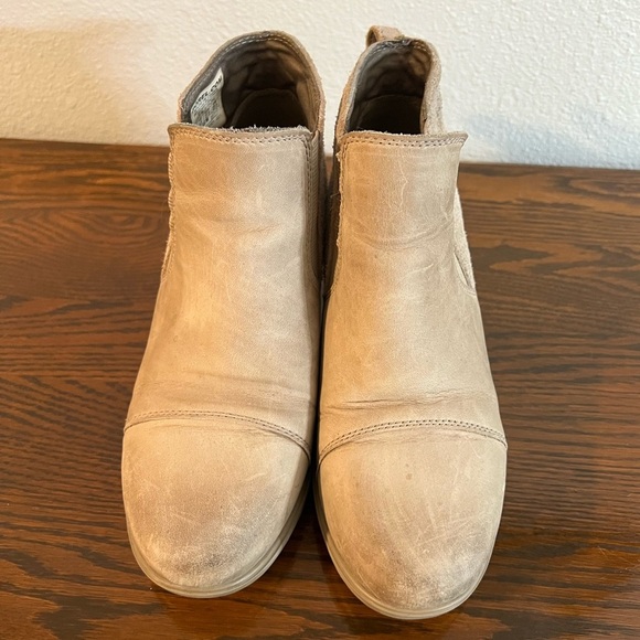 Sorel Womens Evie Pull On Boots Brown Leather Size 6.5 used pre owned condition - Picture 4 of 7